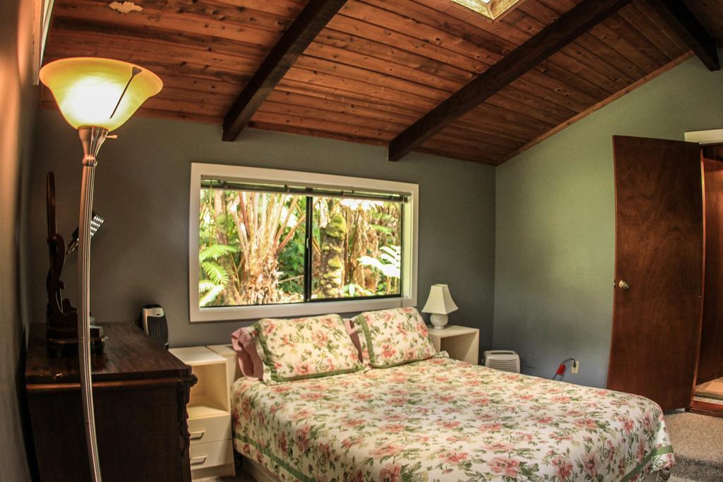 Volcano Village Lodge الغرفة الصورة