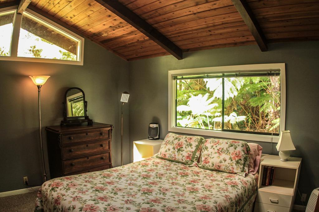 Volcano Village Lodge الغرفة الصورة